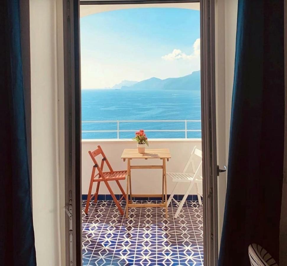 Pezz Pezz Hotel Praiano Buitenkant foto