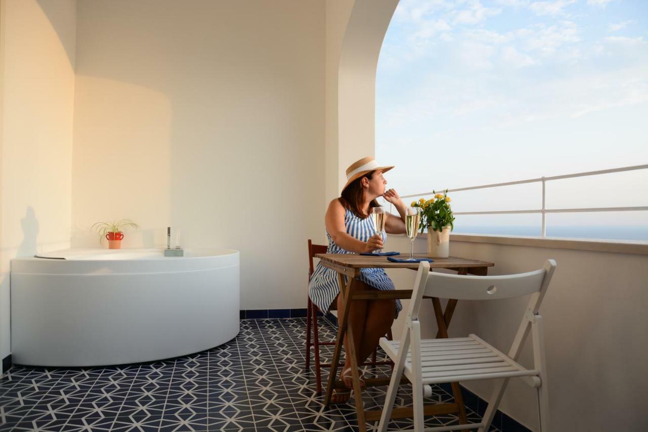 Pezz Pezz Hotel Praiano Buitenkant foto